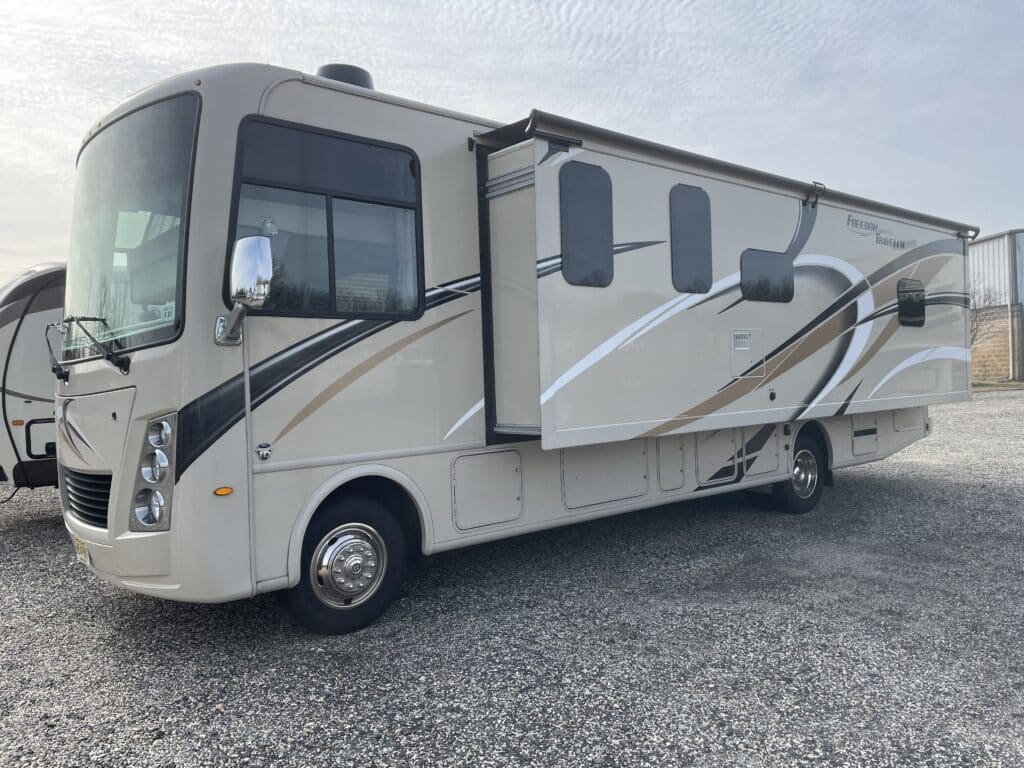 2020 Thor Freedom Traveler A-30 $82,900 – Hidden Mill Marine & RV